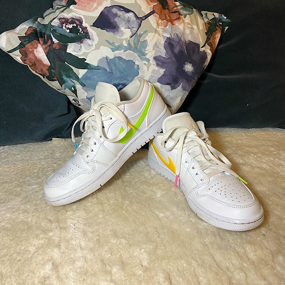 Air Jordan 1 Low White Multi-Colour